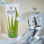 خمیردندان فوراور + آلوئه ورا، عسل و بدون فلوراید | Forever Bright Toothgel - Image 2